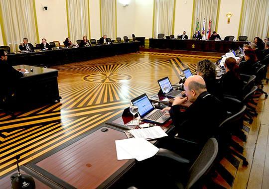 Em destaque: o Pleno do TJ/PA reunido